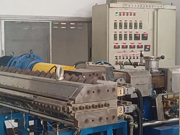 twin screw extruder for sheet